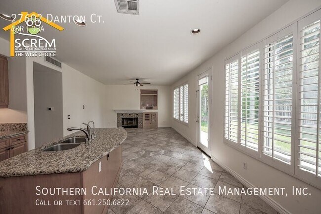 Building Photo - Four Bedroom Home with a View and a Loft i...