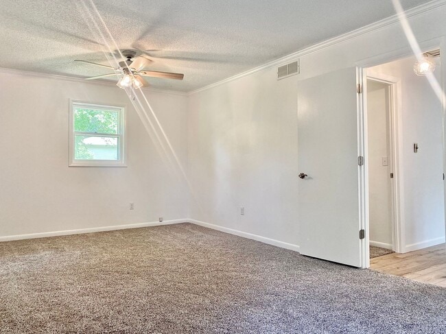 Building Photo - Italian Estates Property Management