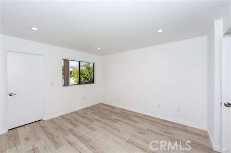 Building Photo - 835 E Lomita Ave
