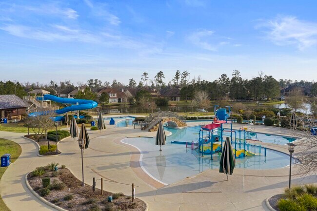 Building Photo - 102 Buck Trail Pl