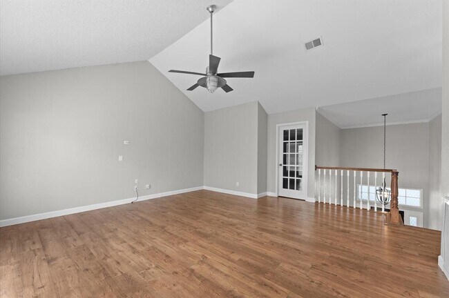 Building Photo - 16338 Hickory Point Rd