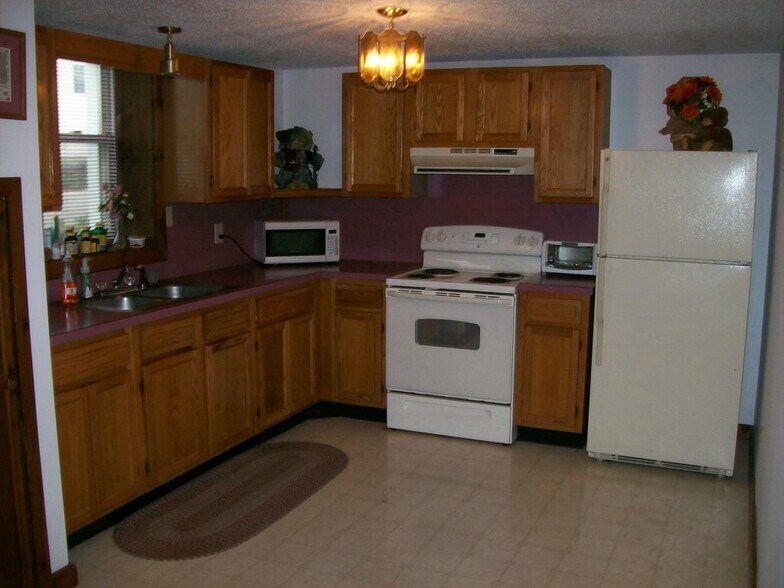 Building Photo - 1403 Lake Ariel Hwy