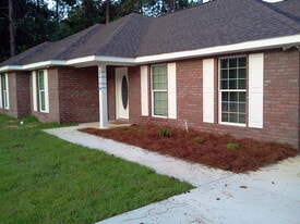 Building Photo - 2519 Weller Ave