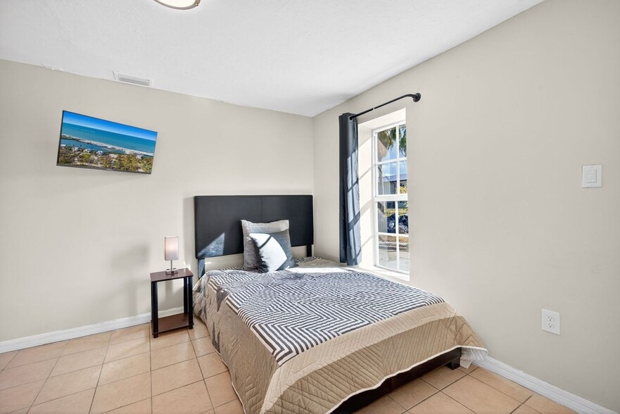 Building Photo - 1778 Aquarius Ct