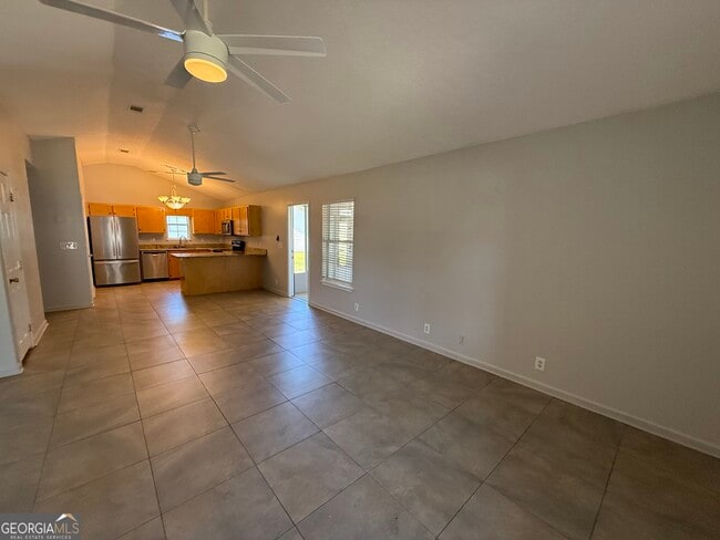 Building Photo - 115 Lake Wisteria Ct