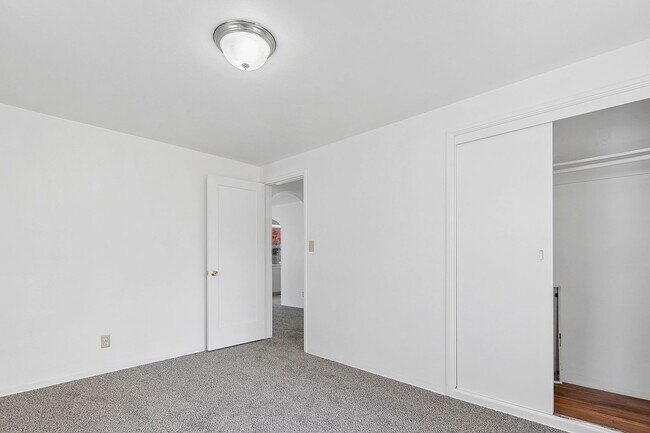 Building Photo - 2bd/1b Boise Bench Home!