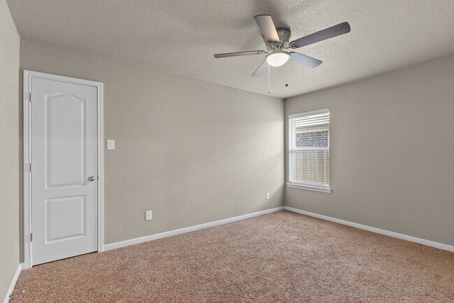 Building Photo - 901 Marlow Cove