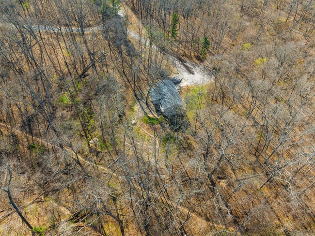 Building Photo - 6 Erith Ln