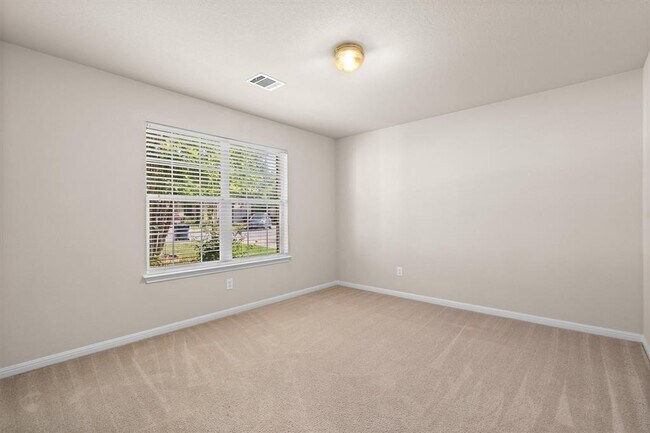 Building Photo - 1322 Tumbling River Dr