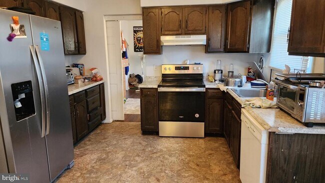 Primary Photo - 111 Franklin Rd