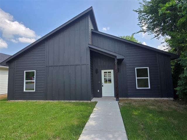 Primary Photo - 212 E Park Ave