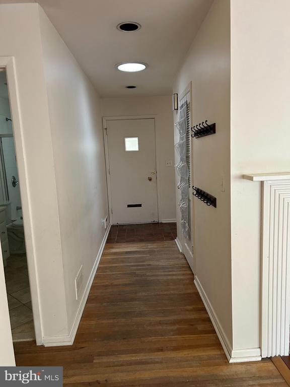 Building Photo - 14 Forester Dr