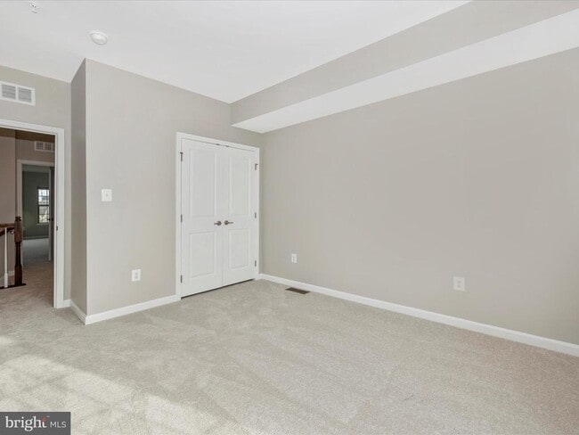 Building Photo - 10020 Beerse St