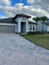 Building Photo - 921 Fern Leaf Run