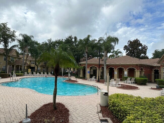 Building Photo - 862 Grand Regency Pointe