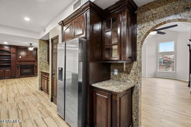 Building Photo - 7216 Desert Jewel Dr
