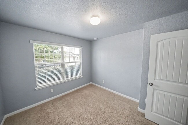 Building Photo - Modern 4-Bed Home with Open Layout in New Braunfels - Realtor Commission: $500
