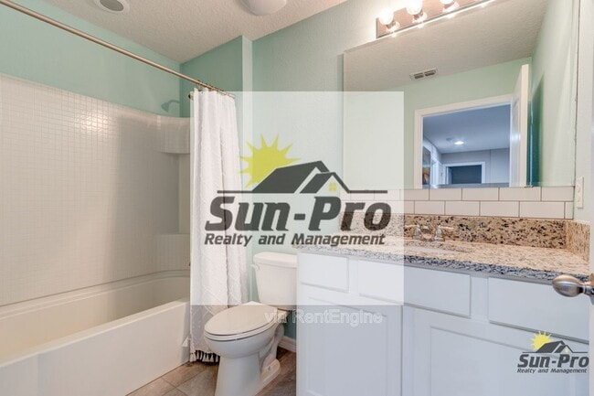 Building Photo - 1660 Pham Dr