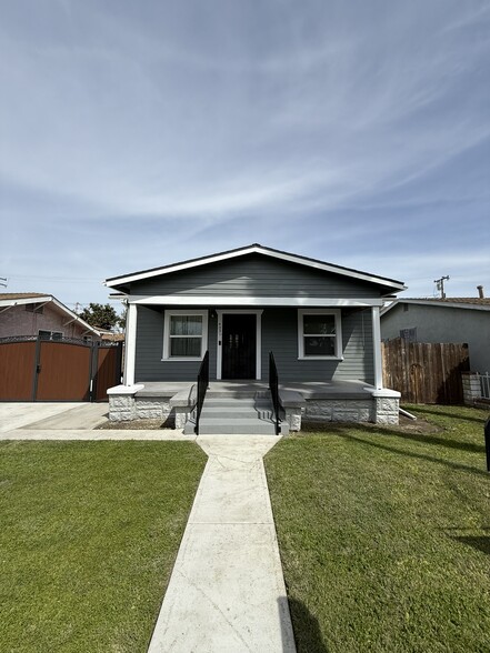 Primary Photo - 4031 Acacia St