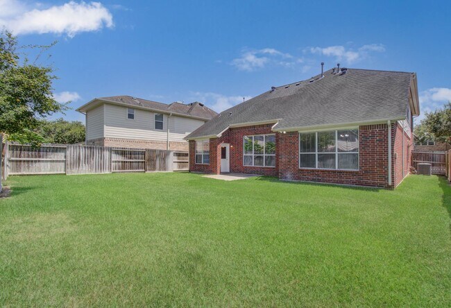 Building Photo - 6110 Barkermist Ln