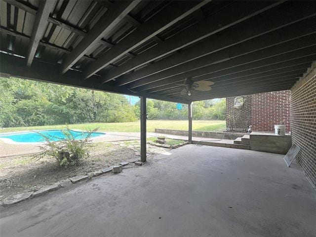 Building Photo - 1431 Eastview Dr