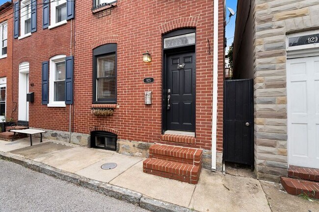 Building Photo - 925-1 S Belnord Ave