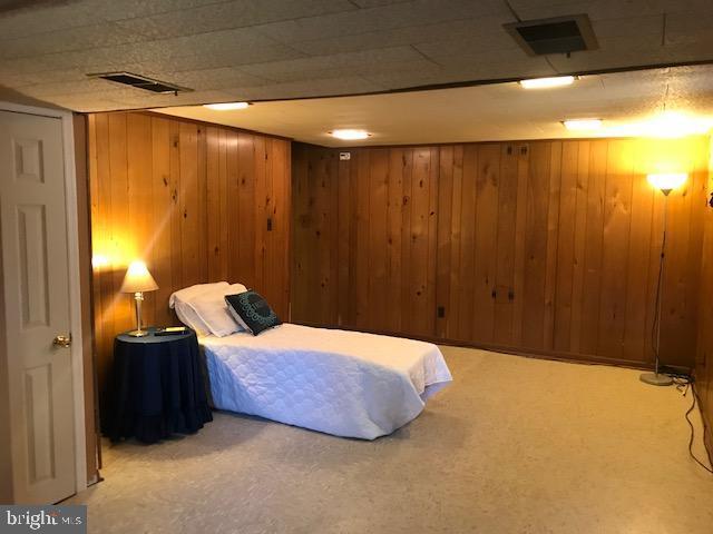 Building Photo - 5915 85th Ave