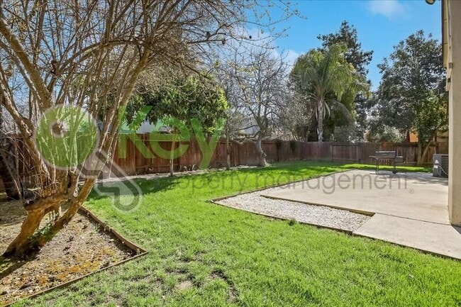 Building Photo - 3462 Bridgeford Dr