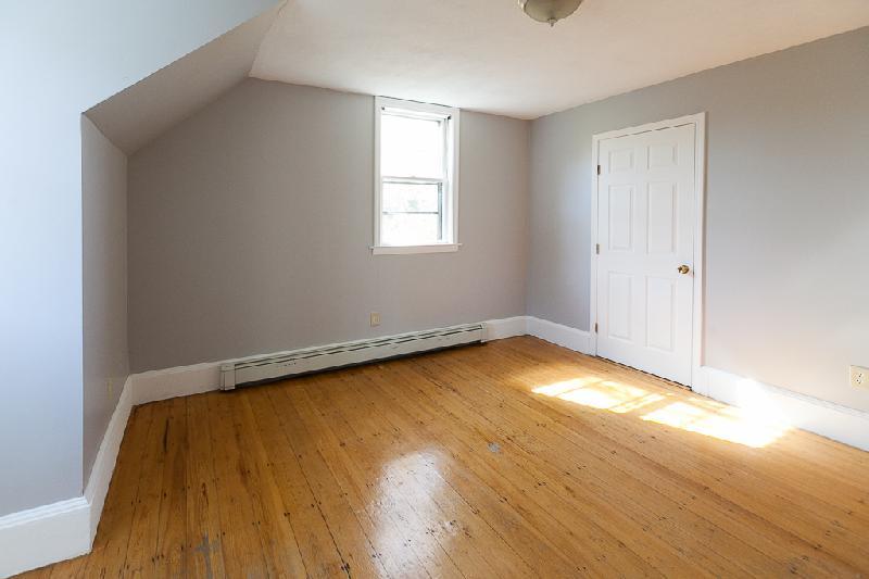 Building Photo - 47 Cornwall St