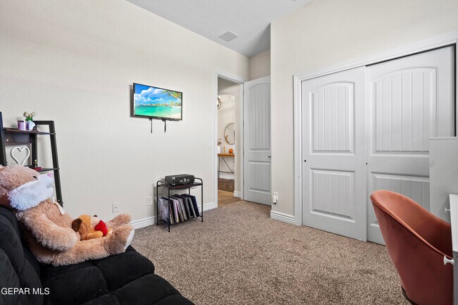 Building Photo - 12911 Aberdare Dr