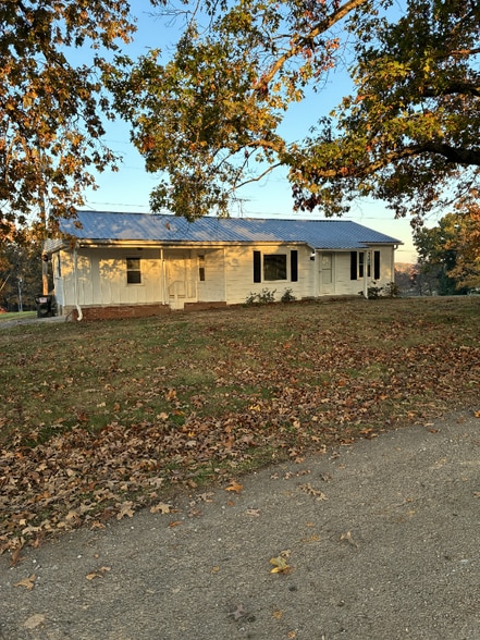 Building Photo - 3392 Ball Rd