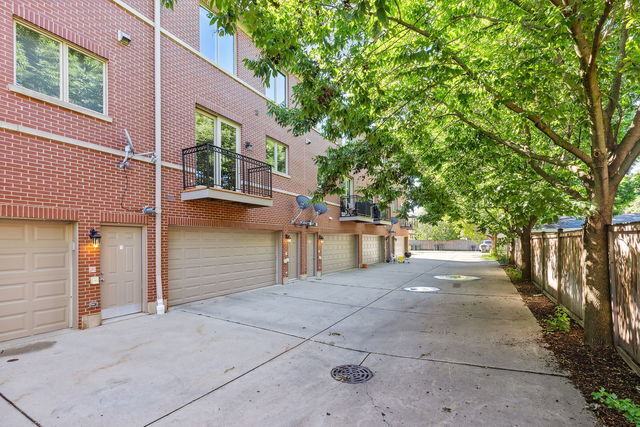 Building Photo - 1771 Dewes St