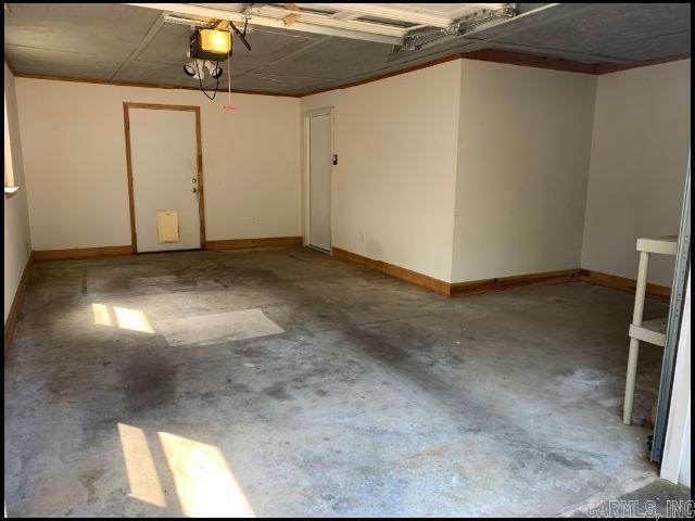 Building Photo - 15 Lillie St
