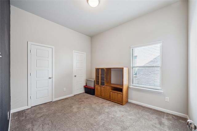 Building Photo - 1415 Black Canyon Ave