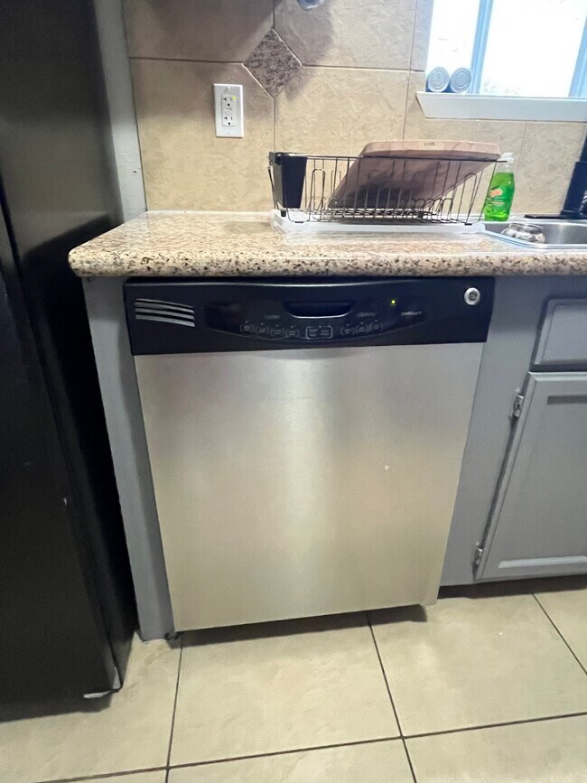 Building Photo - 24131 Tayloe House Ln