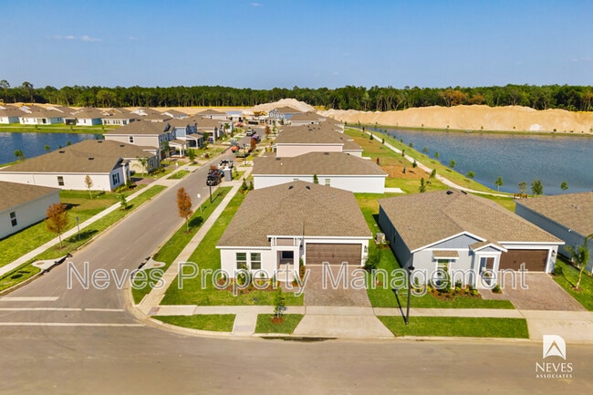 Building Photo - 4980 Worchester Dr