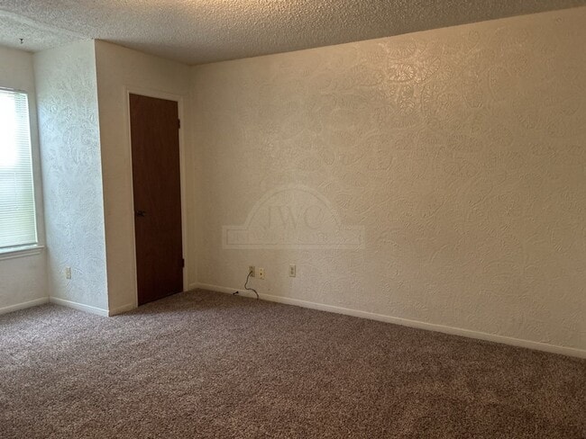Building Photo - 2614 N W S Young Dr