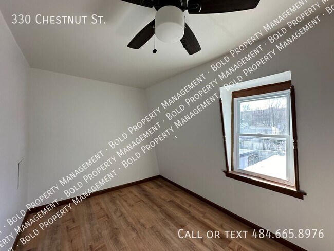 Building Photo - 330 Chestnut St