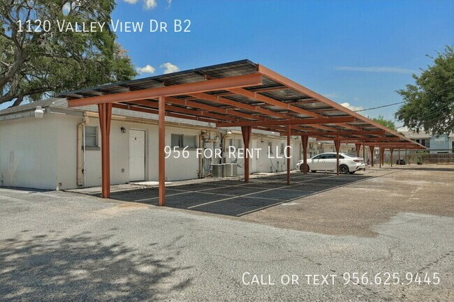 Building Photo - 1120 Valley View Dr