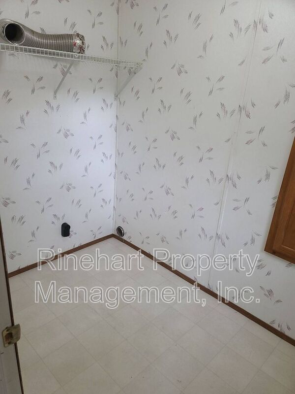 Building Photo - 2321 Cyrus Dr