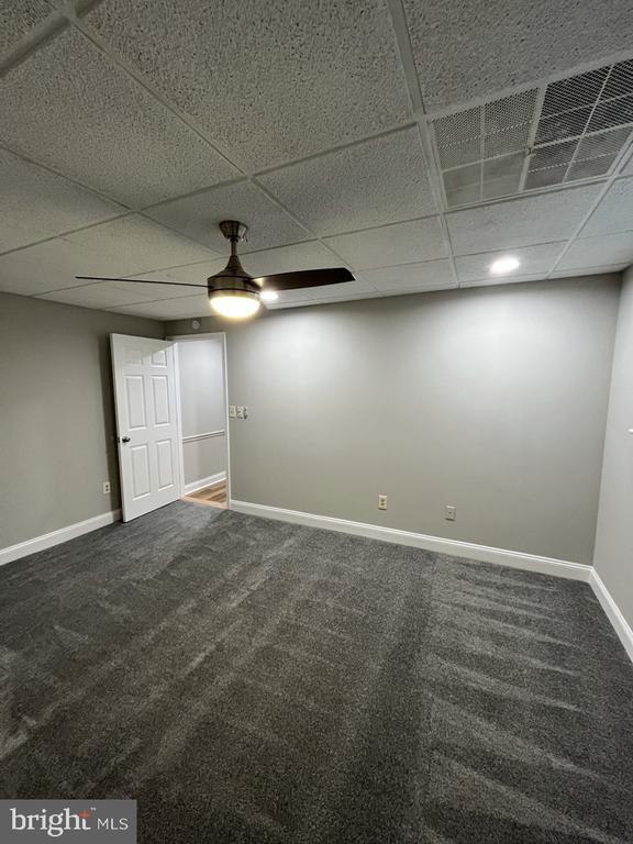 Building Photo - 331 Spring Mill Ave