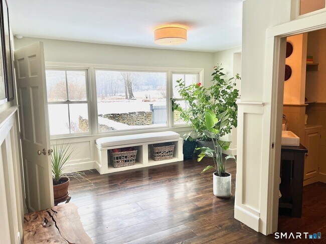 Building Photo - 87 Beaver Dam Rd