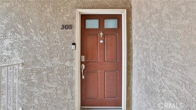 Building Photo - 2320 Del Mar Way