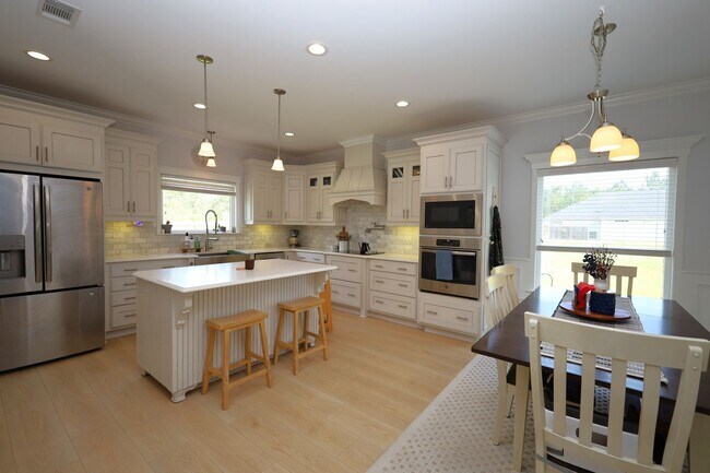 Building Photo - 2899 Cotton Bay Crossing