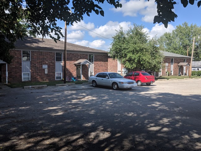 Building Photo - Heartland Apartments