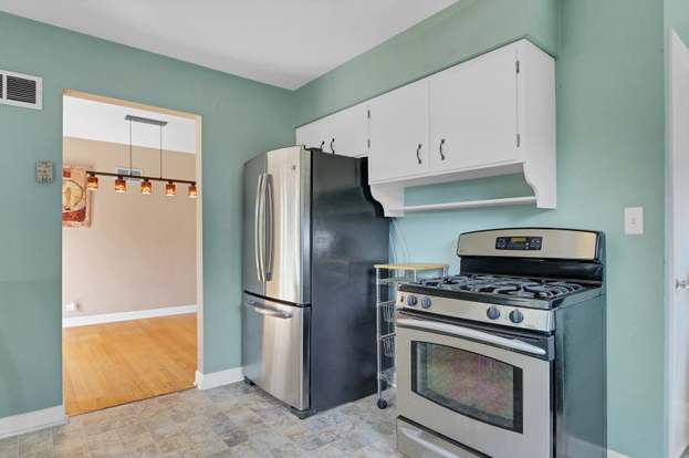 Building Photo - 8918 Parkside Ave