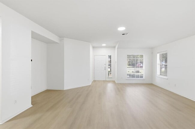 Building Photo - 3337 Cantera Way