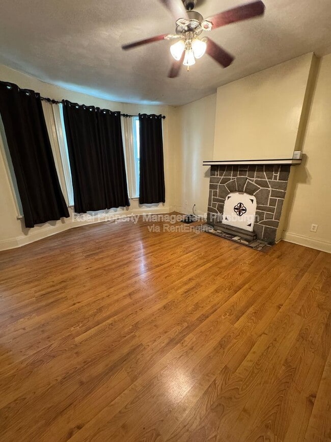 Building Photo - 48 Laclede St