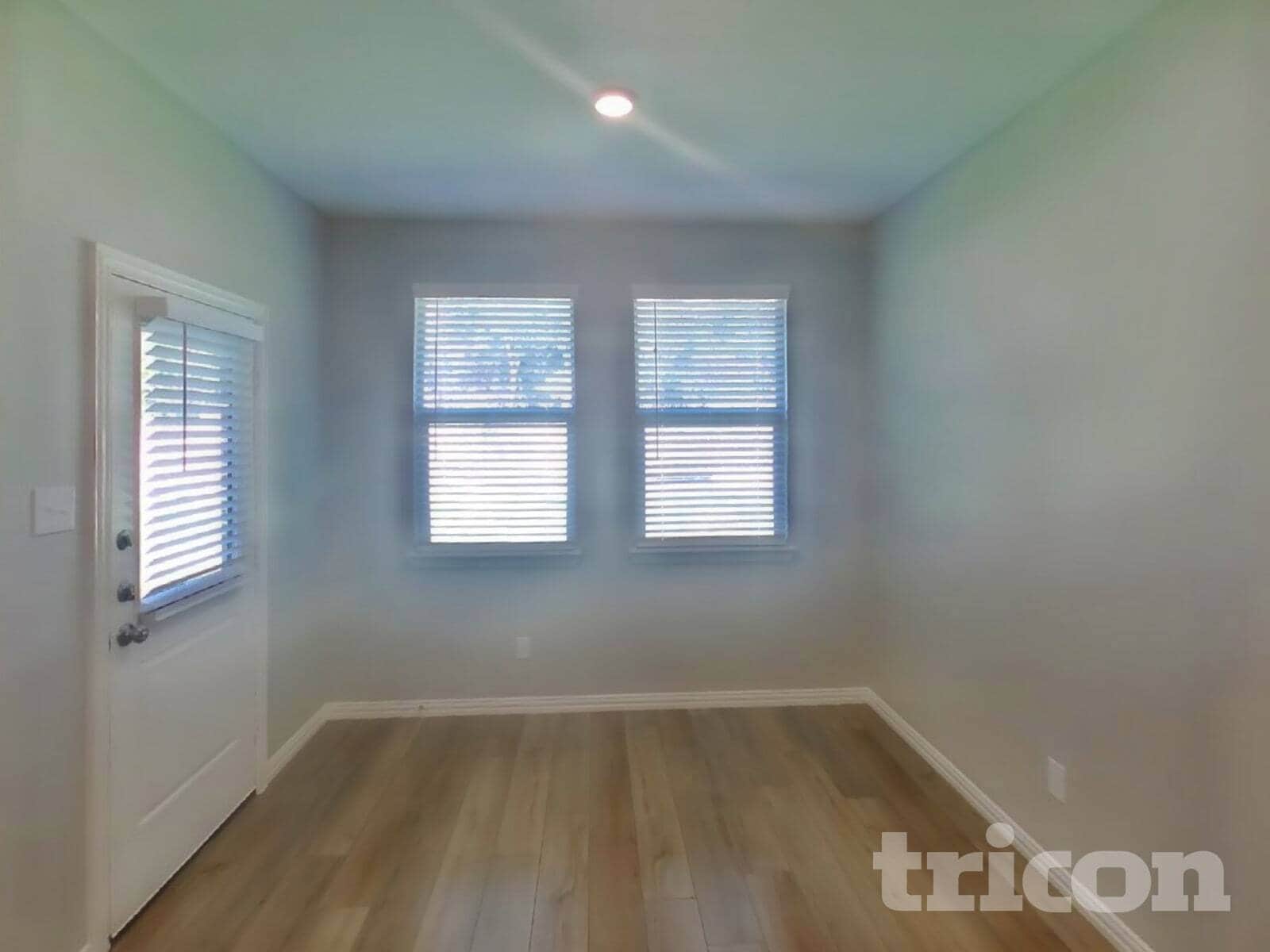 Building Photo - 219 Jenkinson Dr