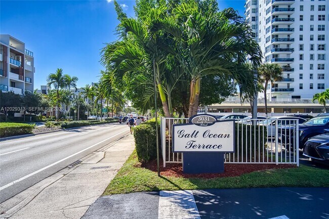 Building Photo - 3031 N Ocean Blvd